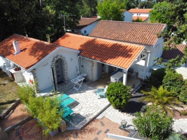 Adorable Petite Maison A 400M De La Mer Villa Saint-Georges-de-Didonne Eksteriør bilde